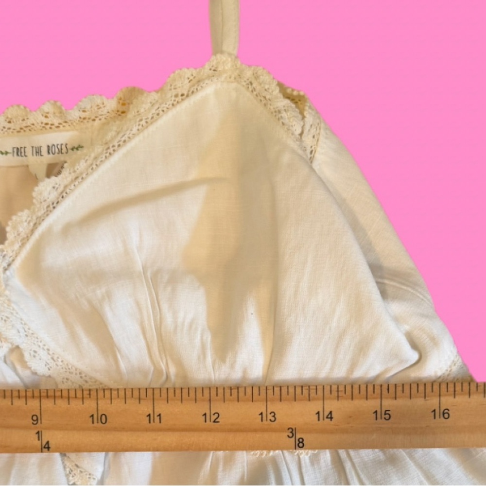 NWT- Free the Rose Womens Lace Trimmed Waterfall Tiered Top XL White - Picture 4 of 16